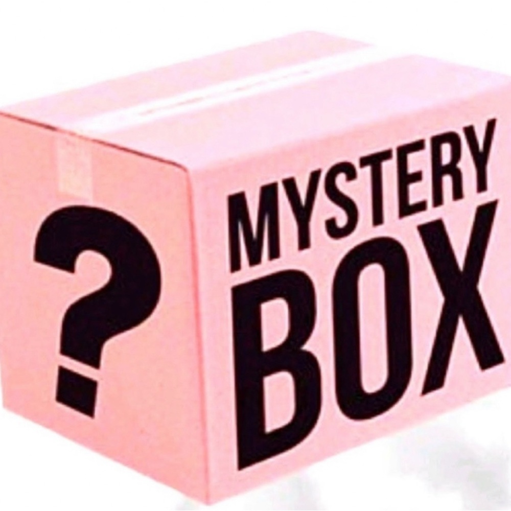 Mystery box, women’s tops✨
